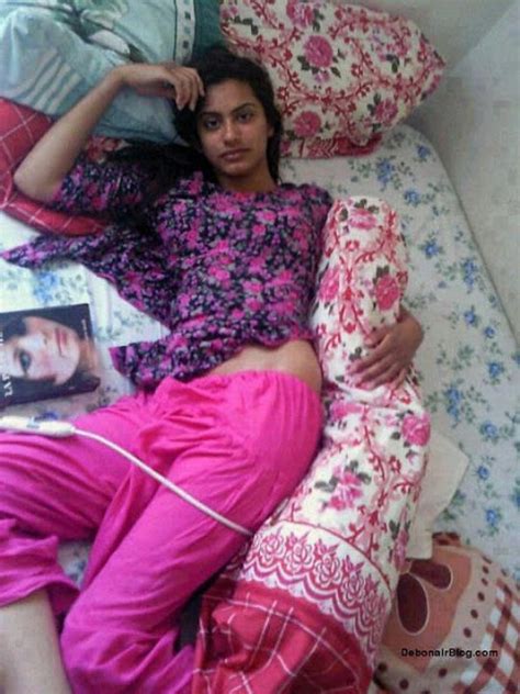 nude desi teen|Pakistani Doctor leaked MMS Ra